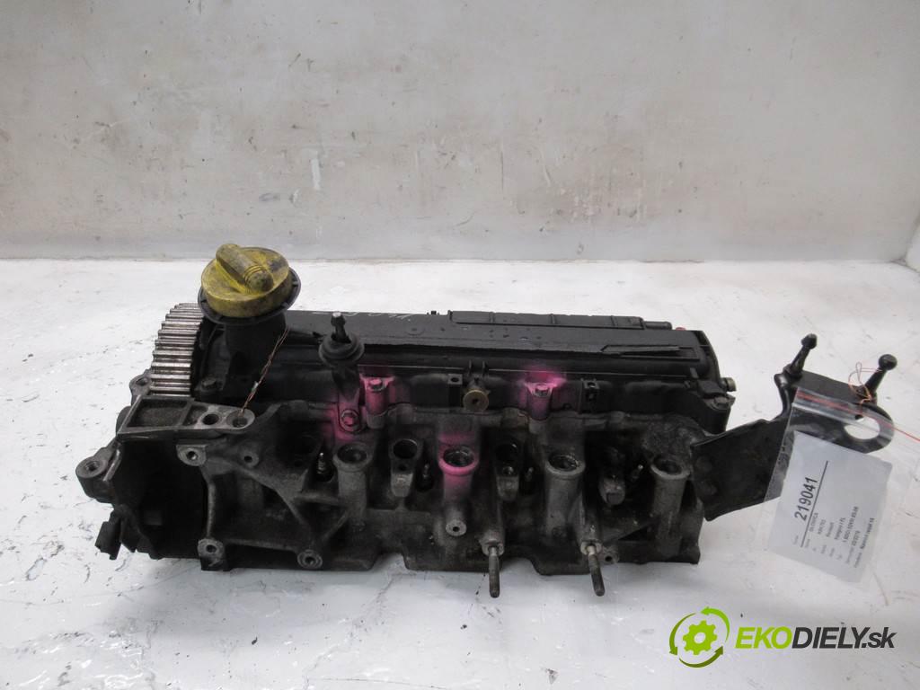 Renault Kangoo I FL  2004  1.5DCI 82KM 03-08 1500 Hlava valcov K9K702  (Hlavy valcov)