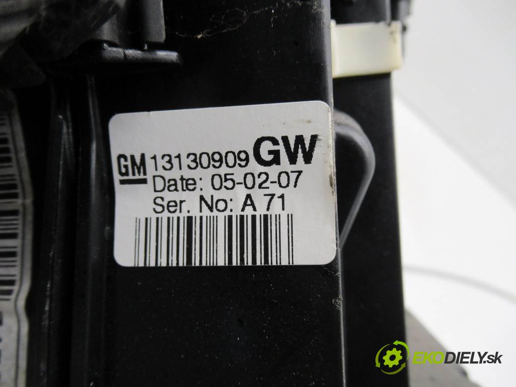 Opel Vectra C  2005 150KM KOMBI 5D 1.9CDTI 150KM 02-08 1900 Kulisa - - 13130909 (Rýchlostné páky / kulisy)