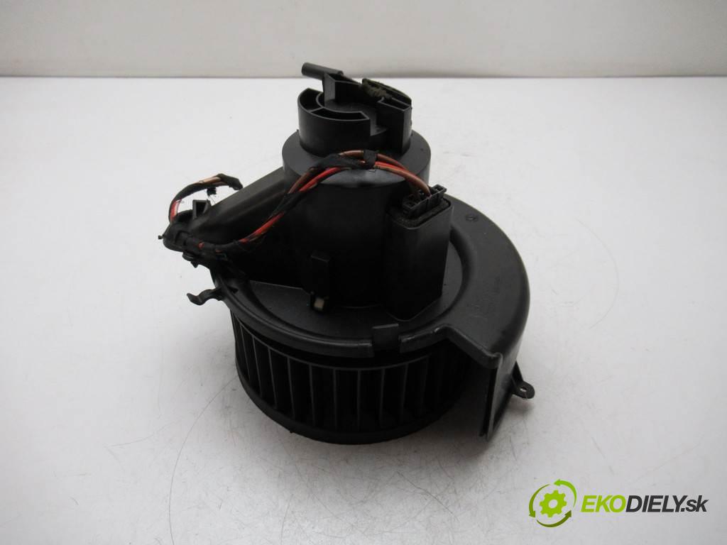 Opel Zafira A  2000 60 kw 2.0DI 82KM 99-05 2000 Ventilátor ventilátor kúrenia 009138138 (Ventilátory kúrenia)