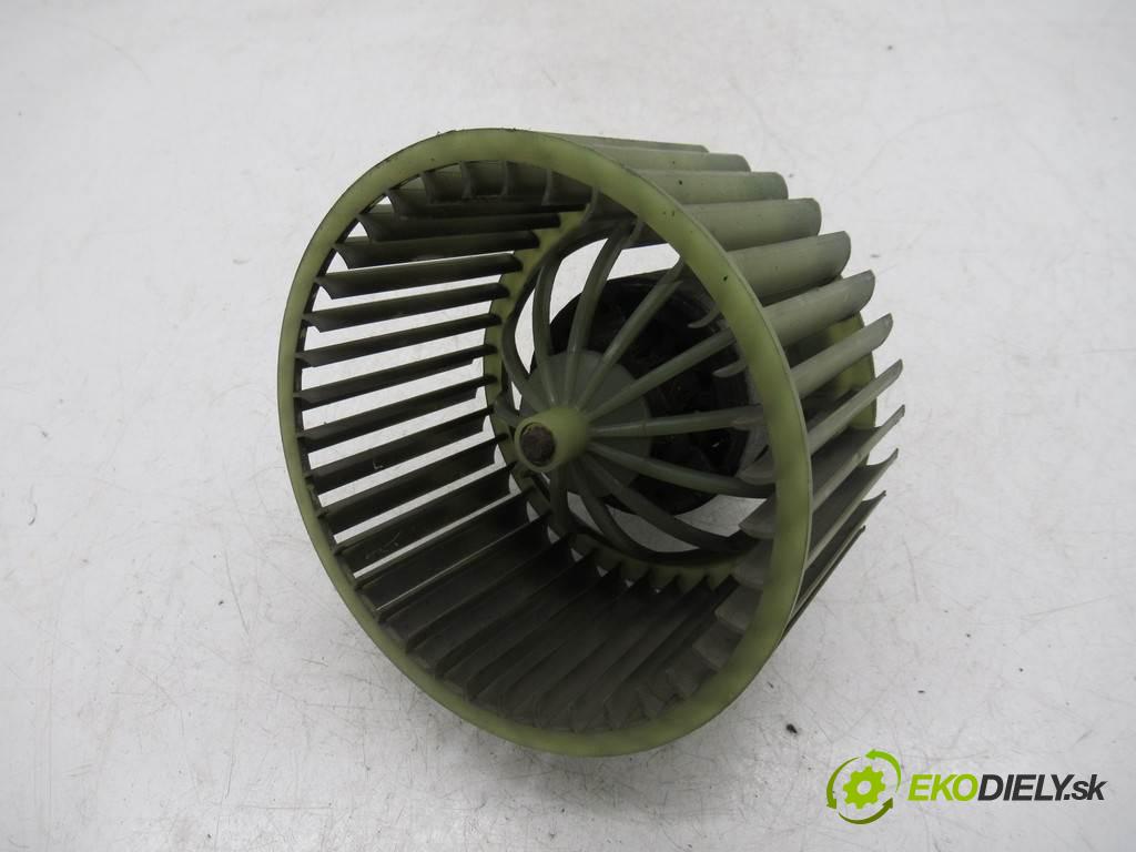 Audi 100 C4  1994  KOMBI 5D 2.0B 115KM 91-94 2000 Ventilátor ventilátor kúrenia 0130111162 (Ventilátory kúrenia)