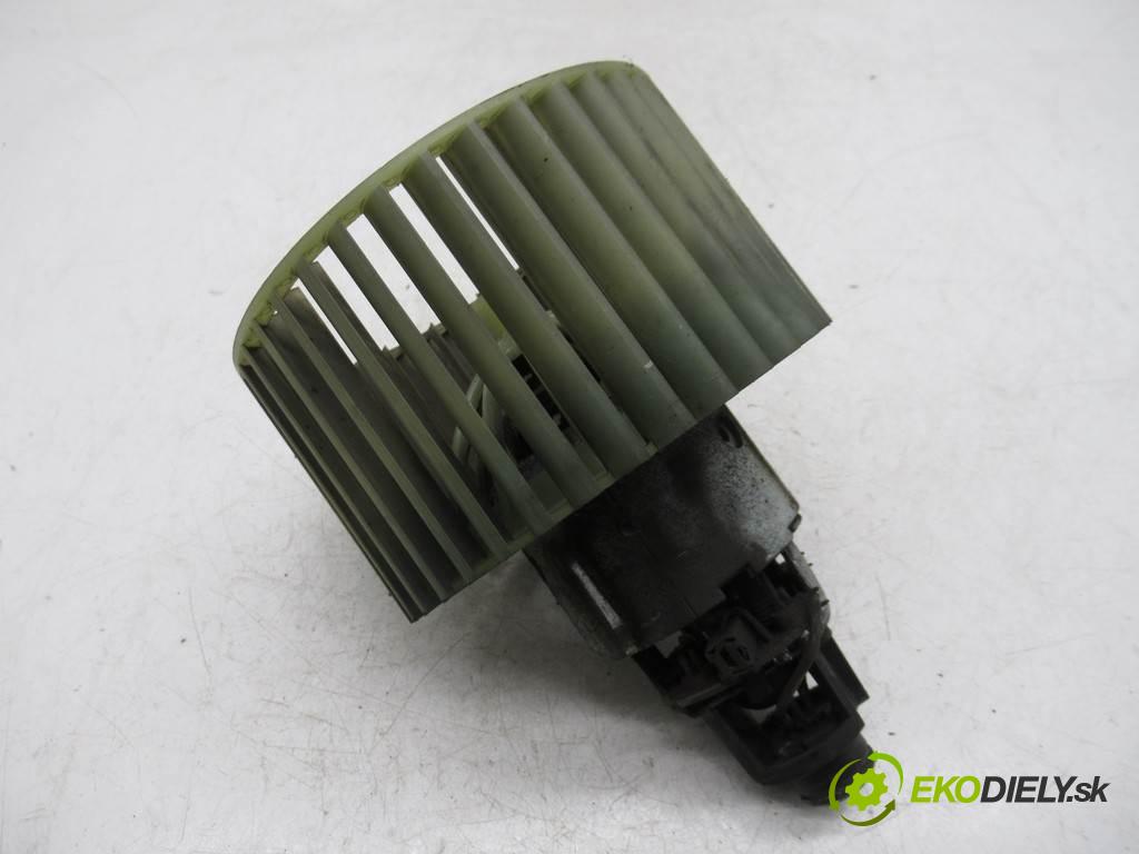 Audi 100 C4  1994  KOMBI 5D 2.0B 115KM 91-94 2000 Ventilátor ventilátor kúrenia 0130111162 (Ventilátory kúrenia)