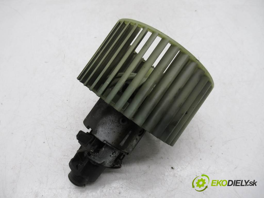 Audi 100 C4  1994  KOMBI 5D 2.0B 115KM 91-94 2000 Ventilátor ventilátor kúrenia 0130111162 (Ventilátory kúrenia)