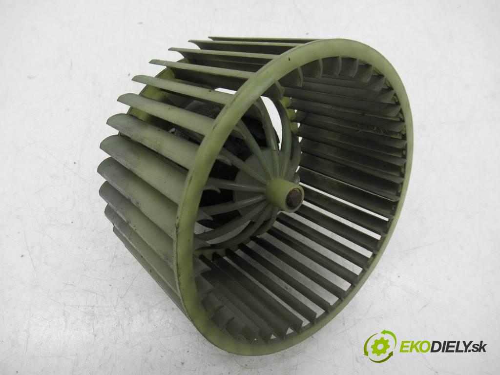 Audi 100 C4  1994  KOMBI 5D 2.0B 115KM 91-94 2000 Ventilátor ventilátor kúrenia 0130111162 (Ventilátory kúrenia)