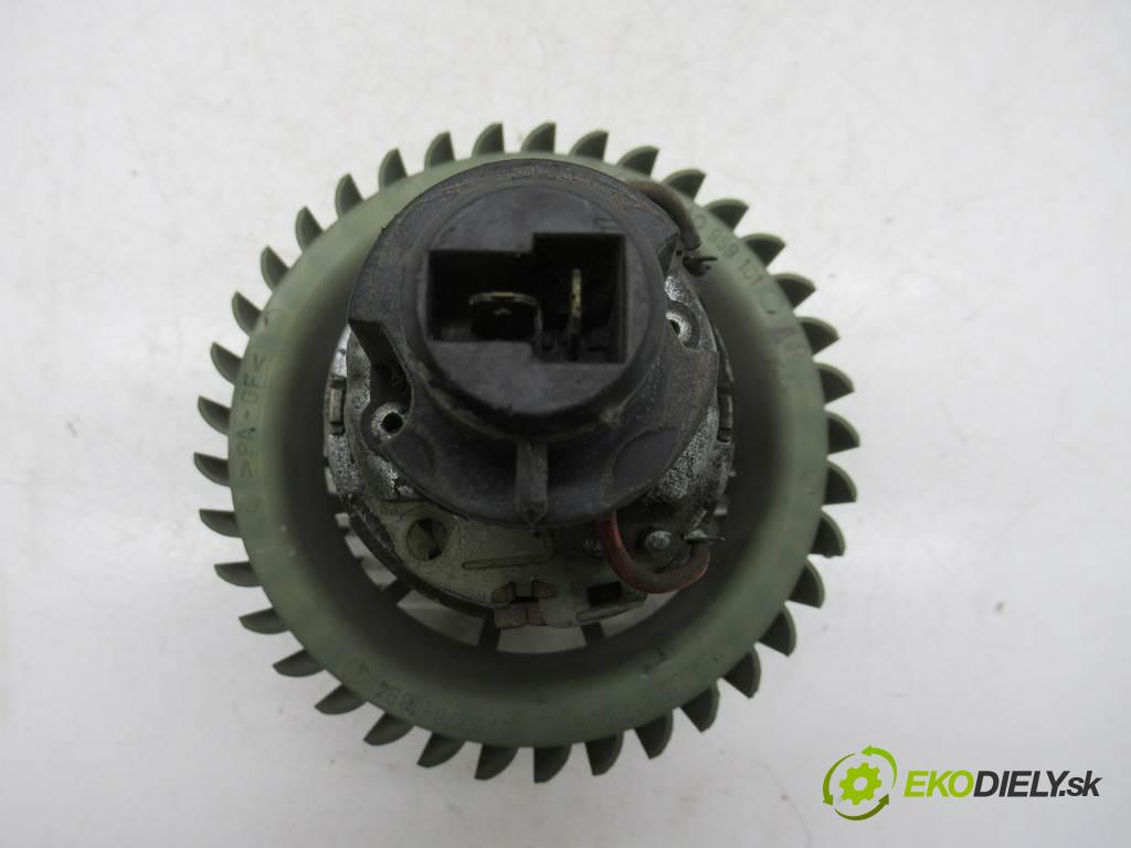 Audi 100 C4  1994  KOMBI 5D 2.0B 115KM 91-94 2000 Ventilátor ventilátor kúrenia 0130111162 (Ventilátory kúrenia)