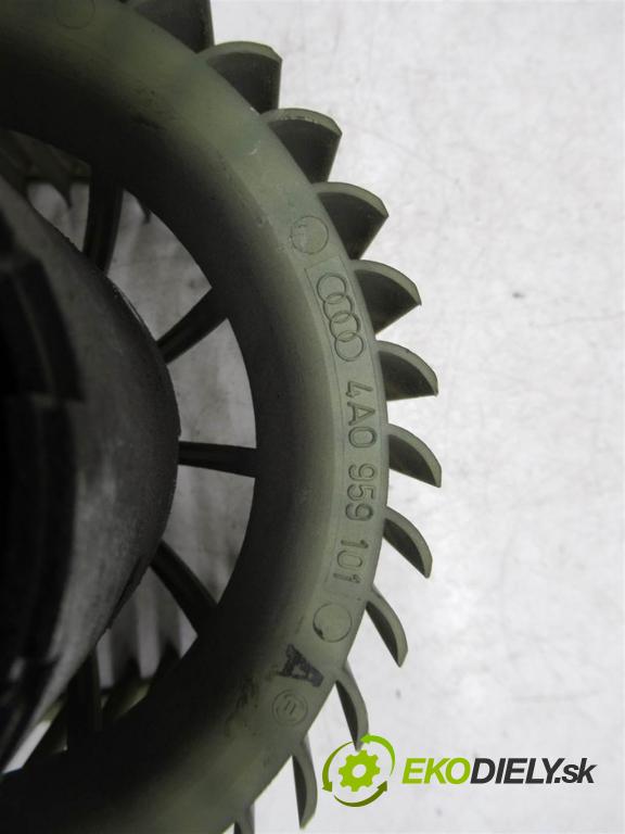 Audi 100 C4  1994  KOMBI 5D 2.0B 115KM 91-94 2000 Ventilátor ventilátor kúrenia 0130111162 (Ventilátory kúrenia)