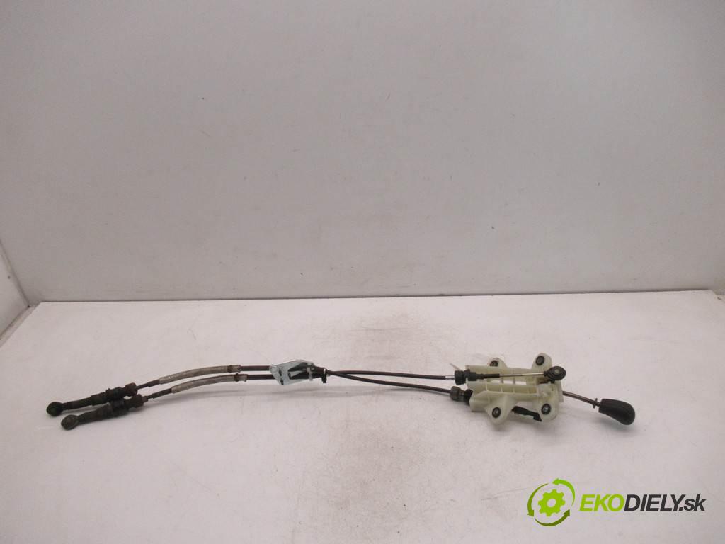 Mazda 2 II  2008  DE HATCHBACK 5D 1.3B 75KM 07-10 1300 Kulisa - -  (Rýchlostné páky / kulisy)