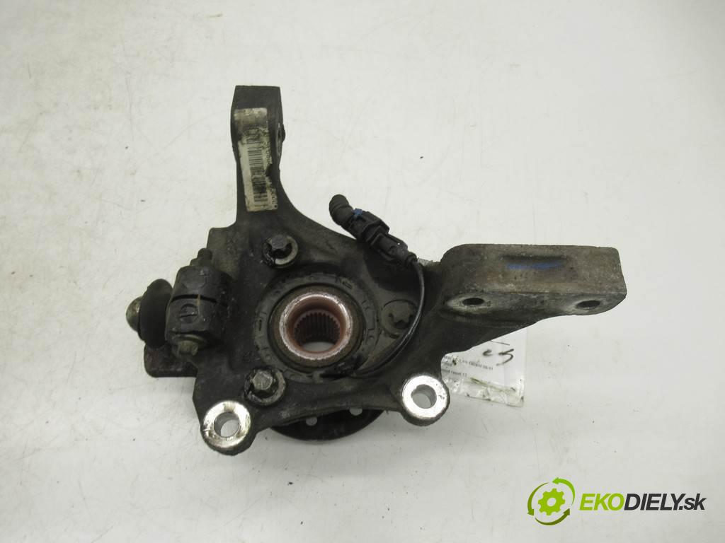 Fiat Croma  2007  KOMBI 5D 1.8B 140KM 05-11 1800 náboj levá strana  (Náboje)