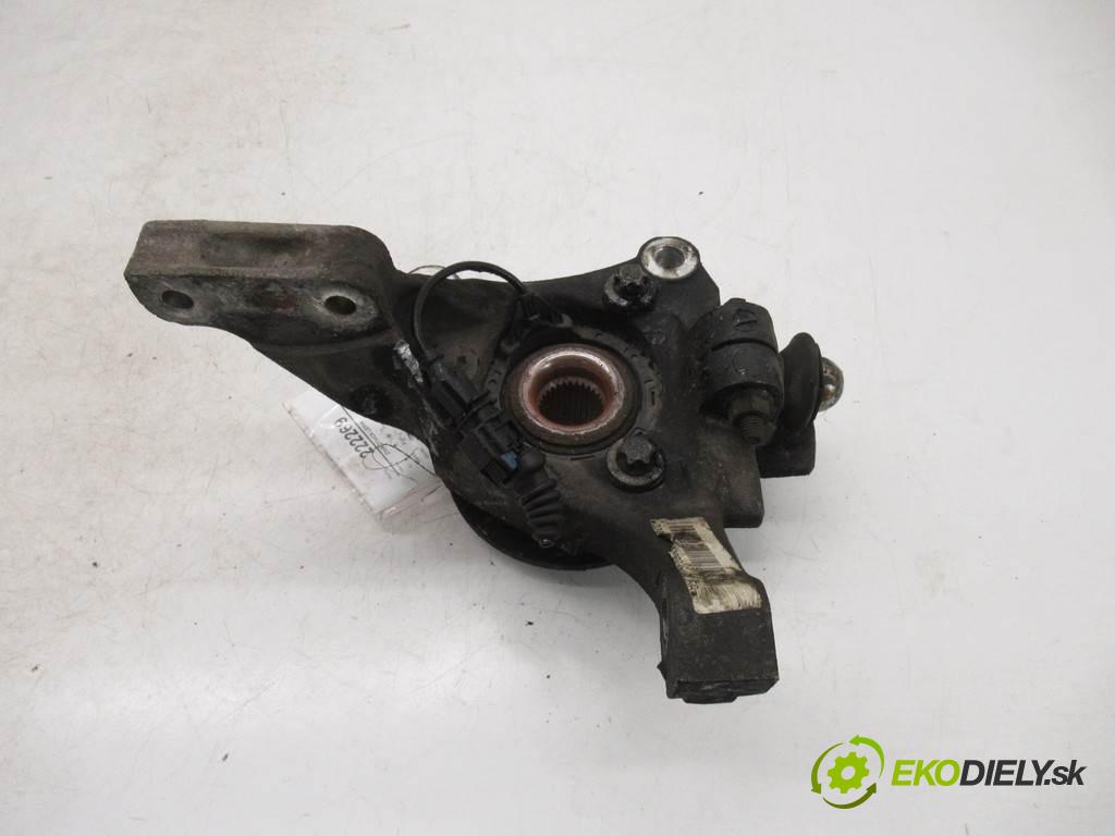 Fiat Croma  2007  KOMBI 5D 1.8B 140KM 05-11 1800 náboj levá strana  (Náboje)