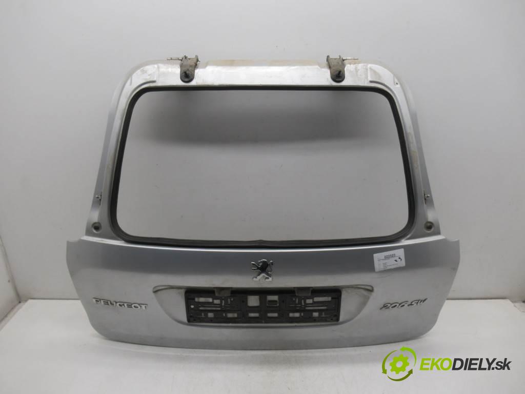 Peugeot 206 SW  2002 66 kw KOMBI 5D 2.0HDI 90KM 98-06 2000 zadná kapota  (Zadné kapoty)