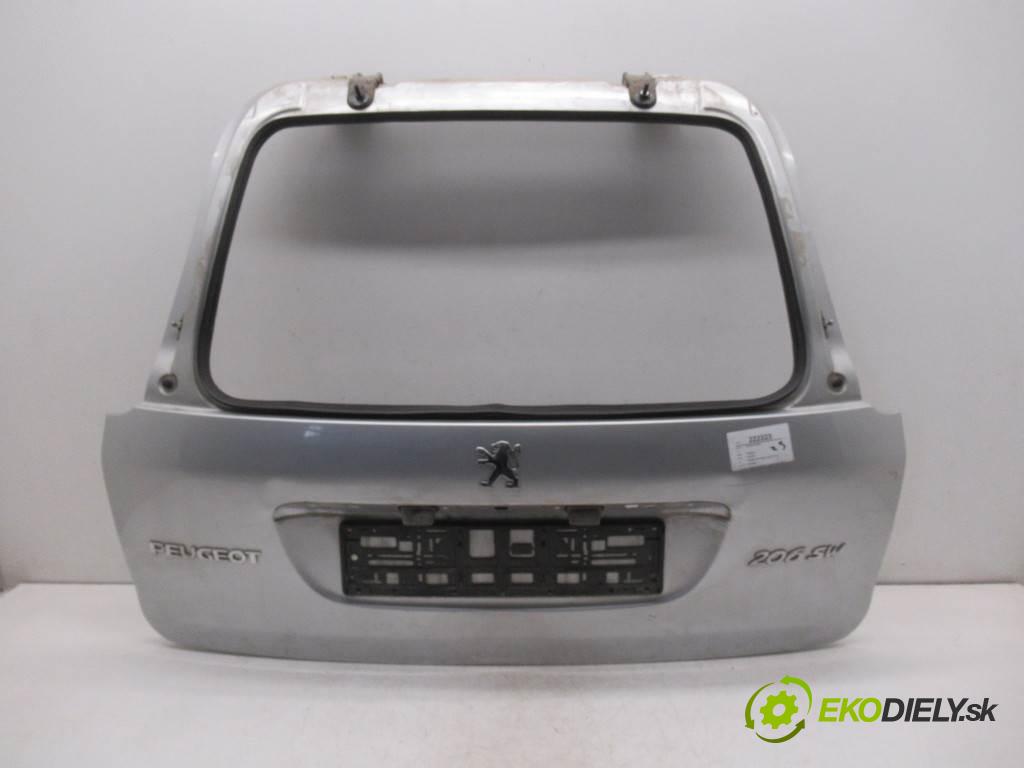 Peugeot 206 SW  2002 66 kw KOMBI 5D 2.0HDI 90KM 98-06 2000 zadná kapota  (Zadné kapoty)