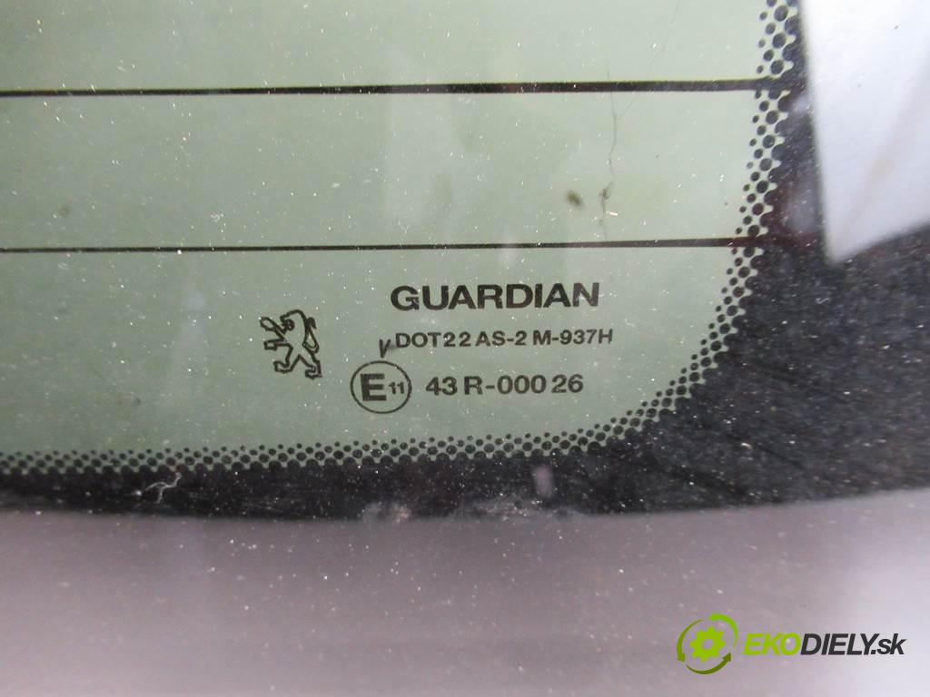 Peugeot 206 SW    KOMBI 5D 2.0HDI 90KM 98-06  Okno zadná sklápacie