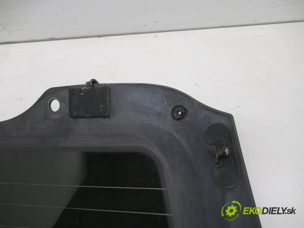 Peugeot 206 SW    KOMBI 5D 2.0HDI 90KM 98-06  Okno zadná sklápacie