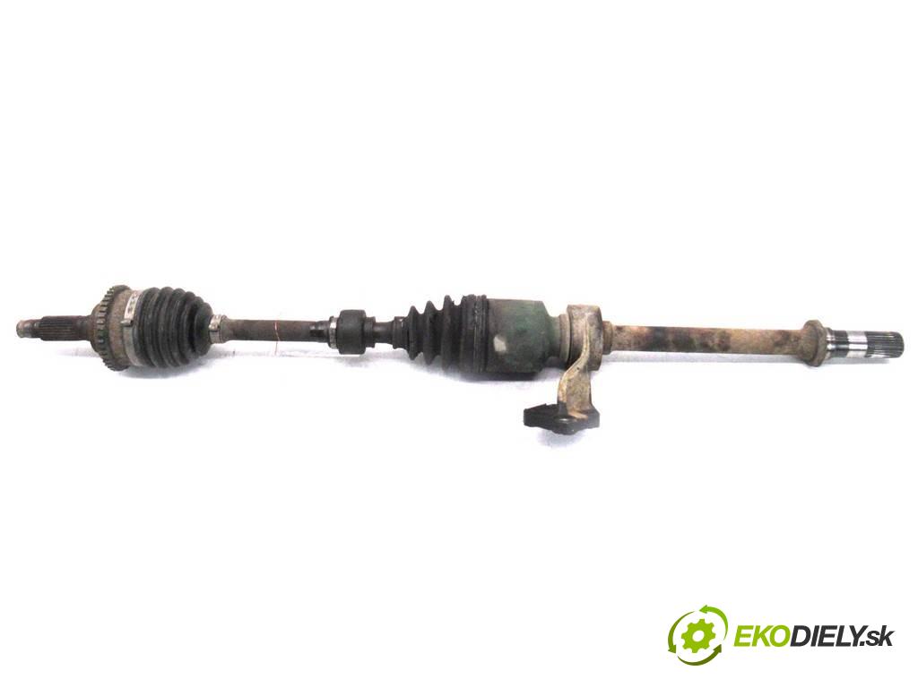 Mazda 6  2004 100 kw KOMBI 5D 2.0D 136KM 02-07 2000 Poloos pravá  (Poloosy)