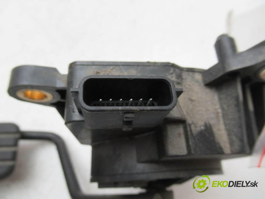 Renault Kangoo II  2011  III 1.5DCI 68KM 08-13 1500 Potenciometer plynového pedálu 8200436864 (Pedále)