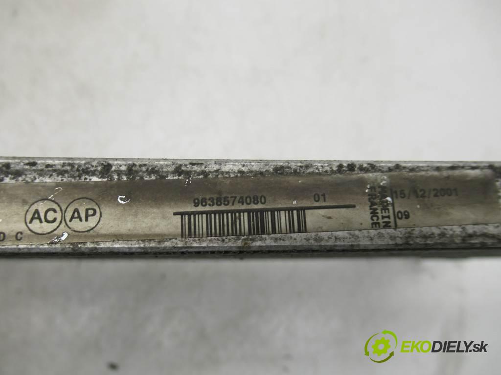 Peugeot 307  2002  HATCHBACK 5D 2.0HDI 90KM 01-05 2000 Chladič klimatizácie 9638574080 (Chladiče klimatizácie)