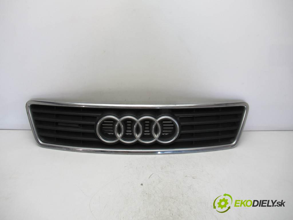 Audi A6 C5  2000  QUATTRO KOMBI 5D 2.5TDI 180KM 97-04 2500 mřížka maska 4B0853651A (Mřížky (masky) chladičů)