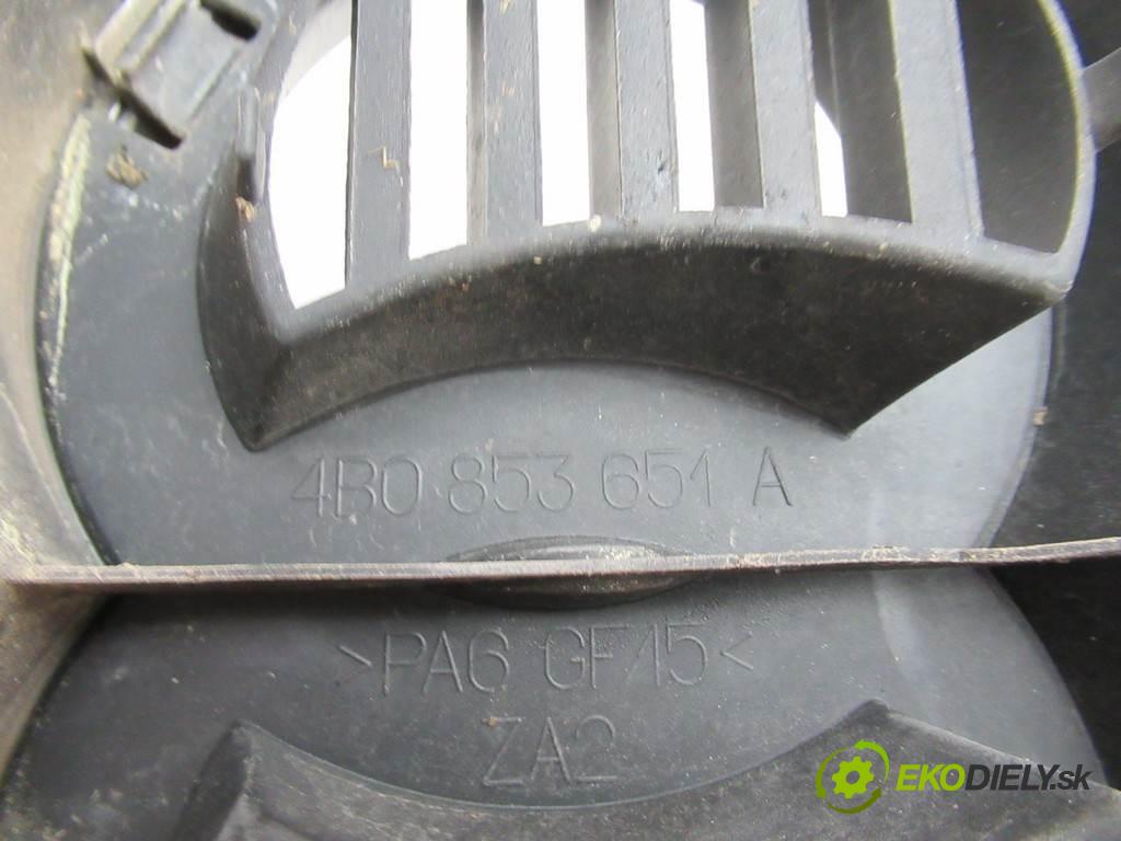 Audi A6 C5  2000  QUATTRO KOMBI 5D 2.5TDI 180KM 97-04 2500 mřížka maska 4B0853651A (Mřížky (masky) chladičů)