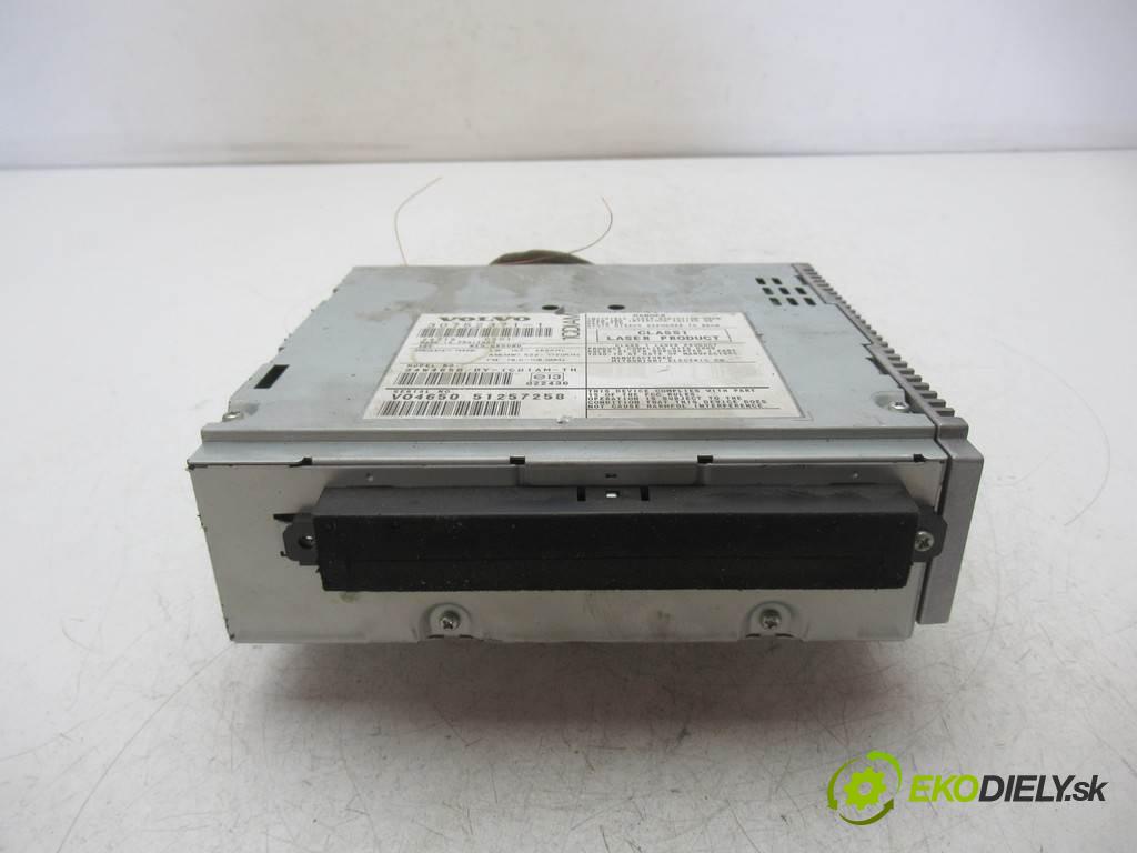 Volvo V50    KOMBI 5D 2.0D 136KM 04-12  RADIO CZYTNIK CD 30752371-1