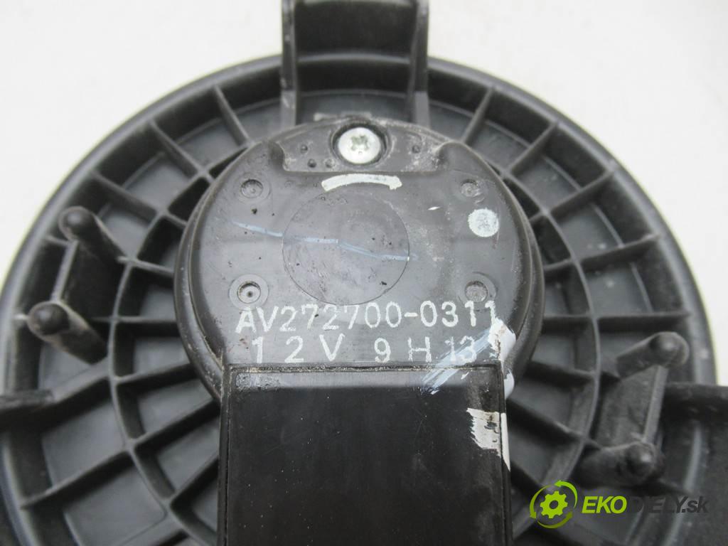 Fiat Sedici  2006  SX4 1.6B 107KM 05-09 1600 Ventilátor ventilátor kúrenia AV272700-0311 (Ventilátory kúrenia)