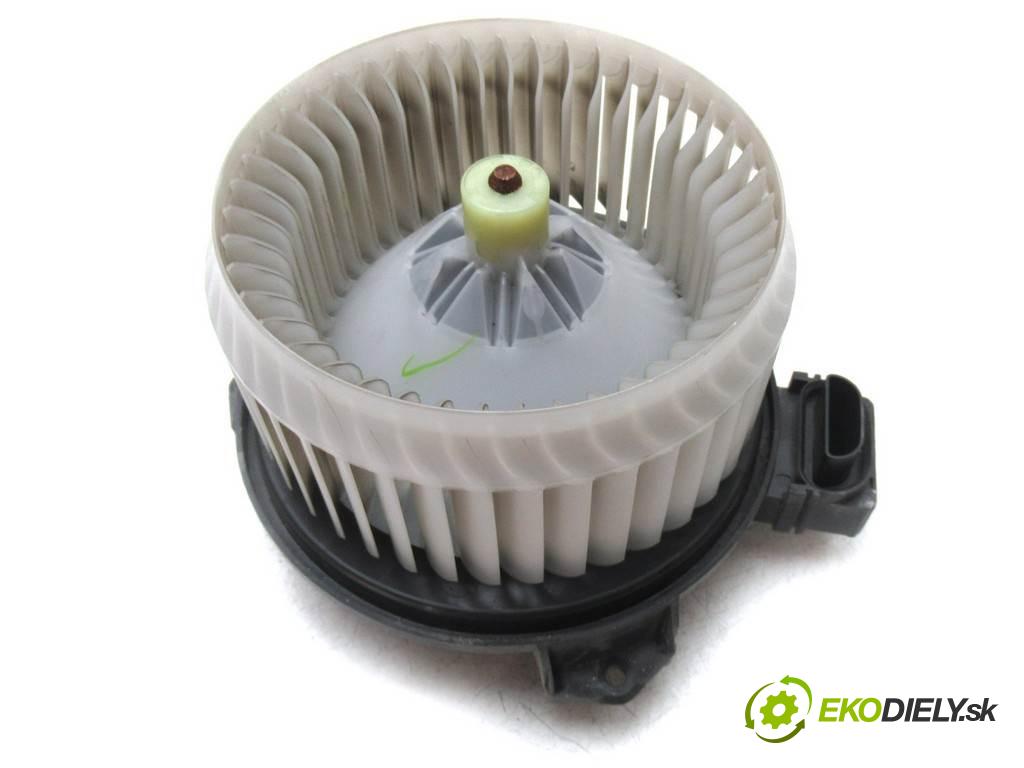 Fiat Sedici  2006  SX4 1.6B 107KM 05-09 1600 Ventilátor ventilátor kúrenia AV272700-0311 (Ventilátory kúrenia)