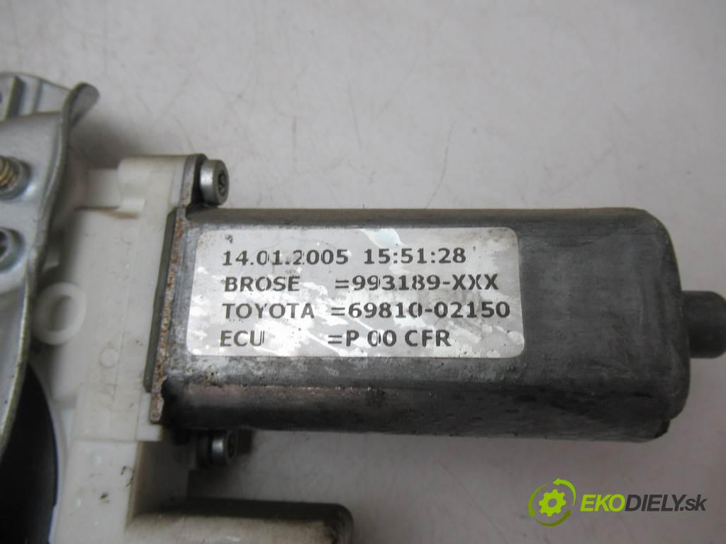 Toyota Corolla E12  2005 97km KOMBI 5D 1.4VVTI 97KM 02-07 1400 Mechanizmus okna predný pravy 69810-02150 (Ostatné)
