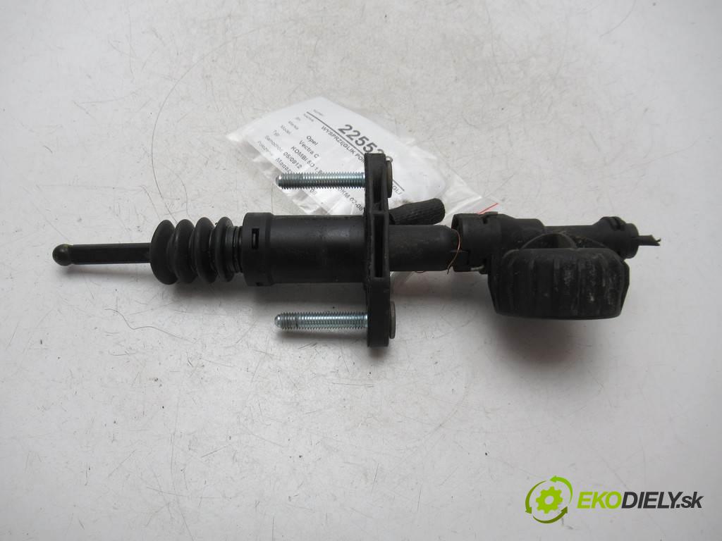 Opel Vectra C  2004 110 kw KOMBI 5D 1.9CDTI 150KM 02-08 1900 Spojkový valec pumpa spojky 24412670 (Valce a ložiská)