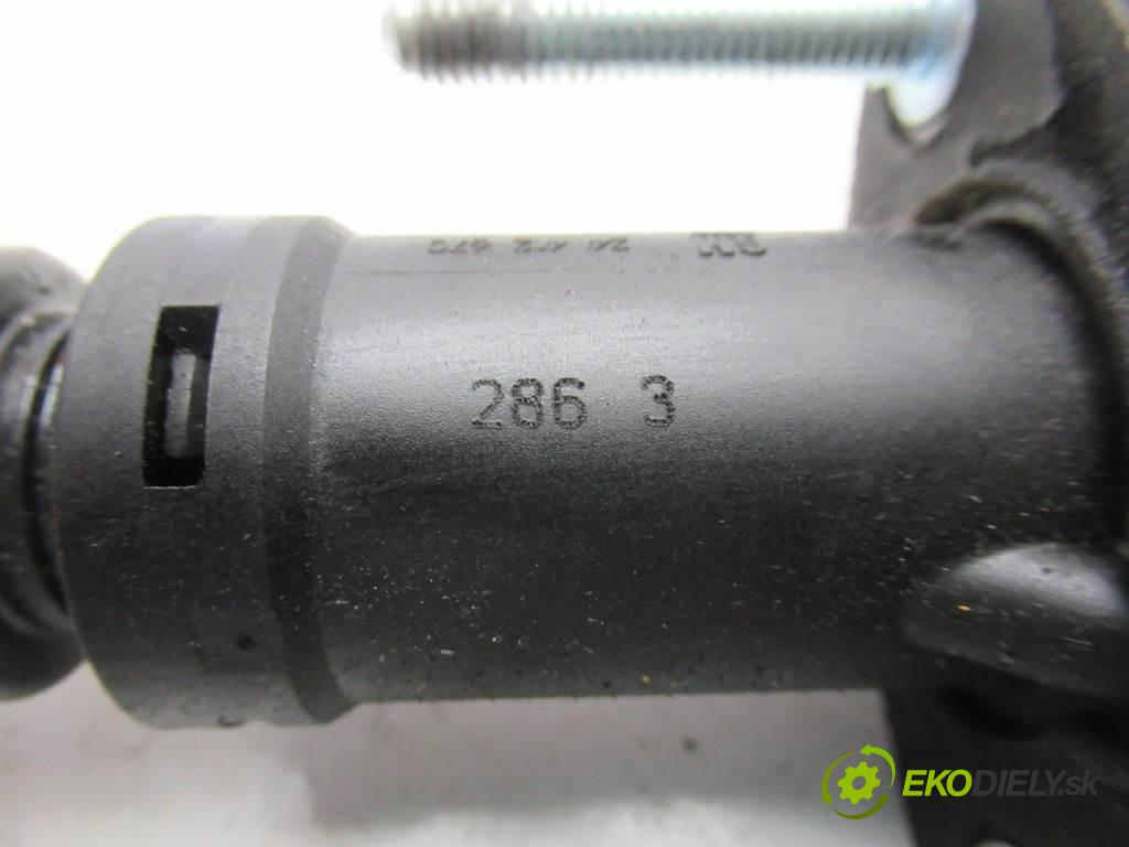 Opel Vectra C  2004 110 kw KOMBI 5D 1.9CDTI 150KM 02-08 1900 Spojkový valec pumpa spojky 24412670 (Valce a ložiská)