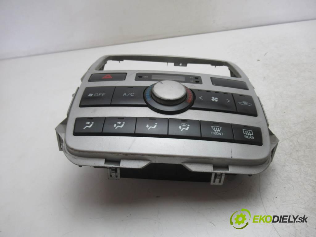 Toyota Avensis Verso  2003 85 kw 2.0D4D 116KM 01-09 2000 Panel ovládania kúrenia 55900-44270 (Prepínače, spínače, tlačidlá a ovládače kúrenia)