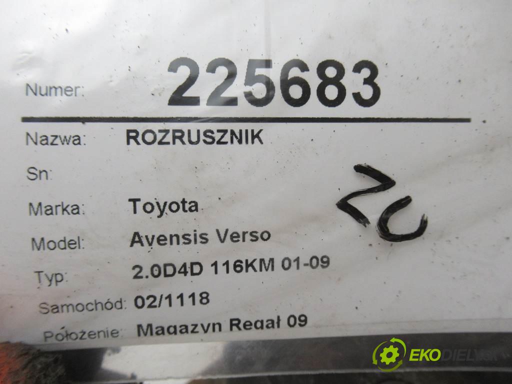 Toyota Avensis Verso  2003 85 kw 2.0D4D 116KM 01-09 2000 Štartér 28100-64430 (Štartéry)