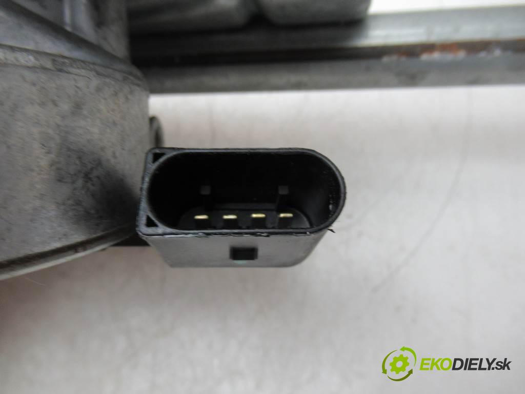 Mercedes-Benz ML II W164 LIFT  2011 201kW 3.5B 272KM 08-11 3498 Mechanizmus stieračov predný A1648200240 A1648202442 (Motorčeky stieračov predné)