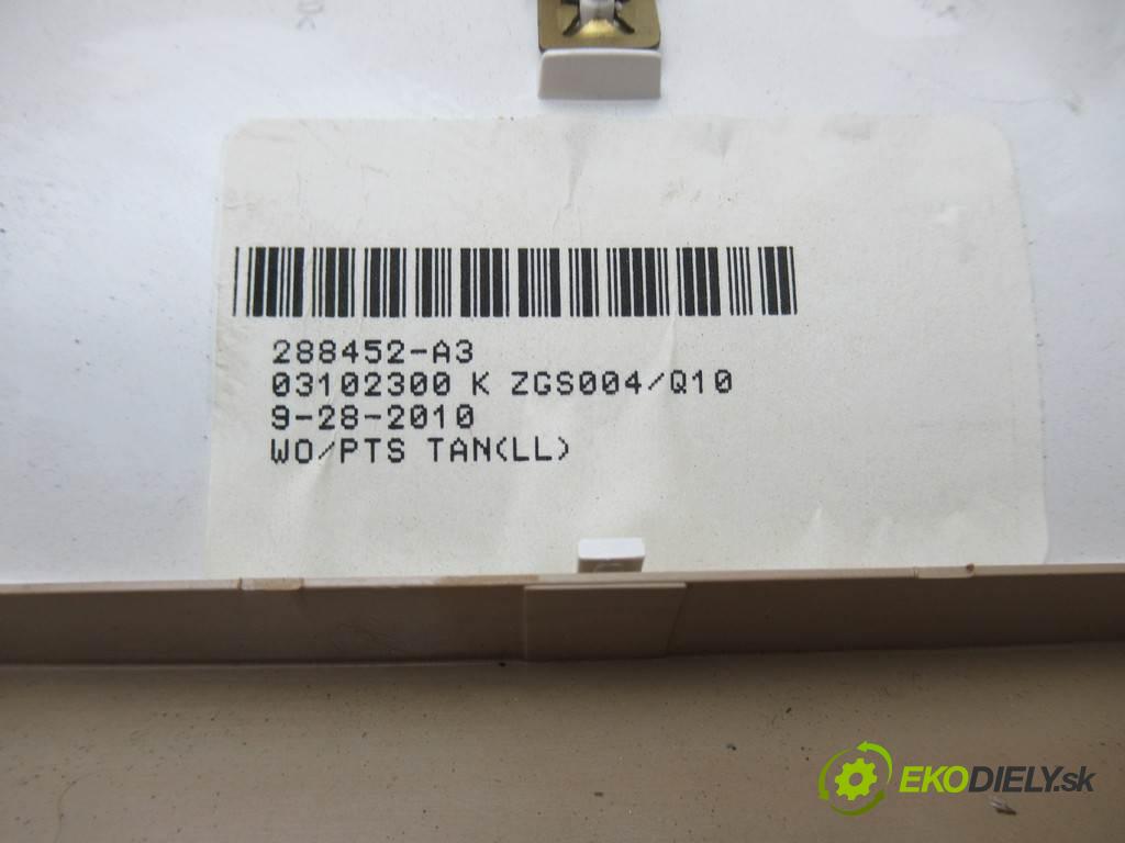 Mercedes-Benz ML II W164 LIFT    3.5B 272KM 08-11  světlo stropní A1648200023 (Osvětlení interiéru)