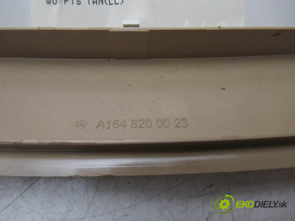 Mercedes-Benz ML II W164 LIFT    3.5B 272KM 08-11  světlo stropní A1648200023 (Osvětlení interiéru)