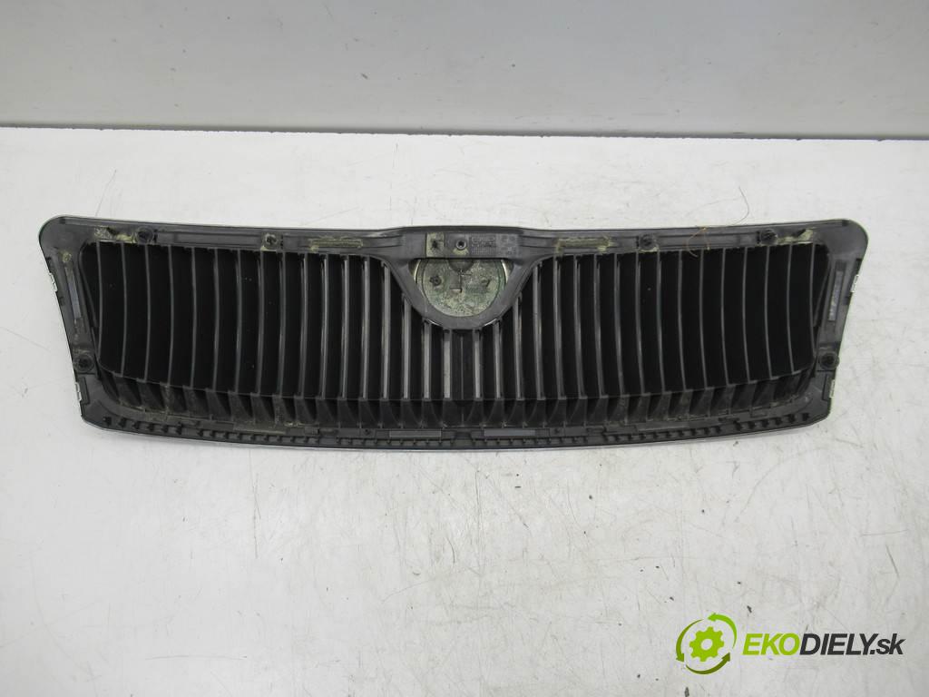 Skoda Octavia II  2007 77 kw LIFTBACK 5D 1.9TDI 105KM 04-08 1900 Mriežka maska 1Z0853668 (Mriežky, masky)