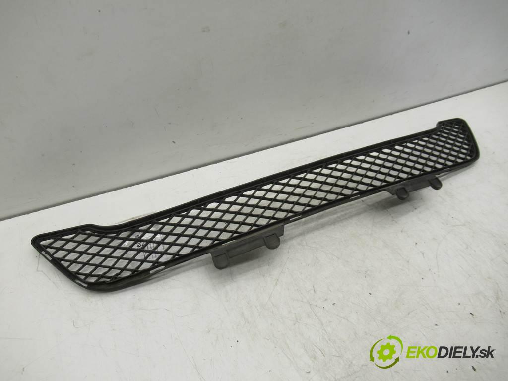 Mercedes-Benz ML II W164 LIFT    3.5B 272KM 08-11  Mriežky nárazníka A1648854123 (Mriežky, masky)