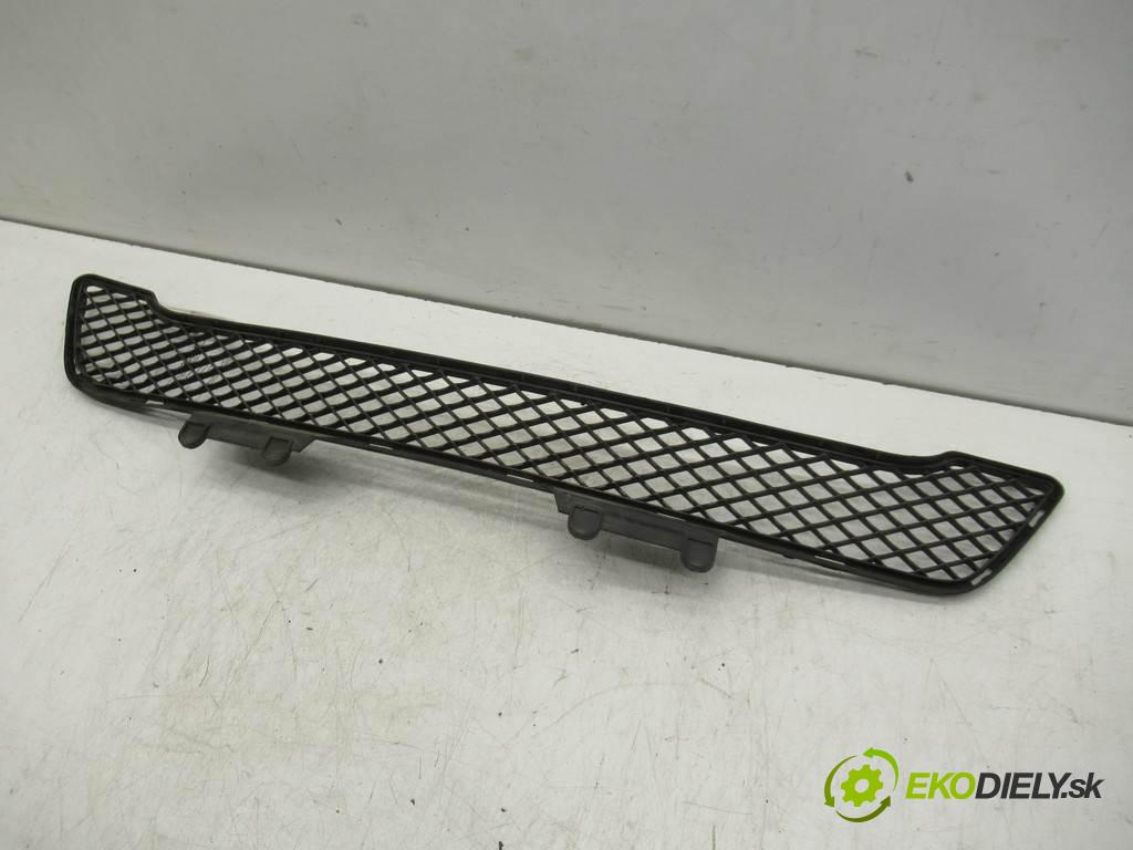 Mercedes-Benz ML II W164 LIFT    3.5B 272KM 08-11  Mriežky nárazníka A1648854123 (Mriežky, masky)