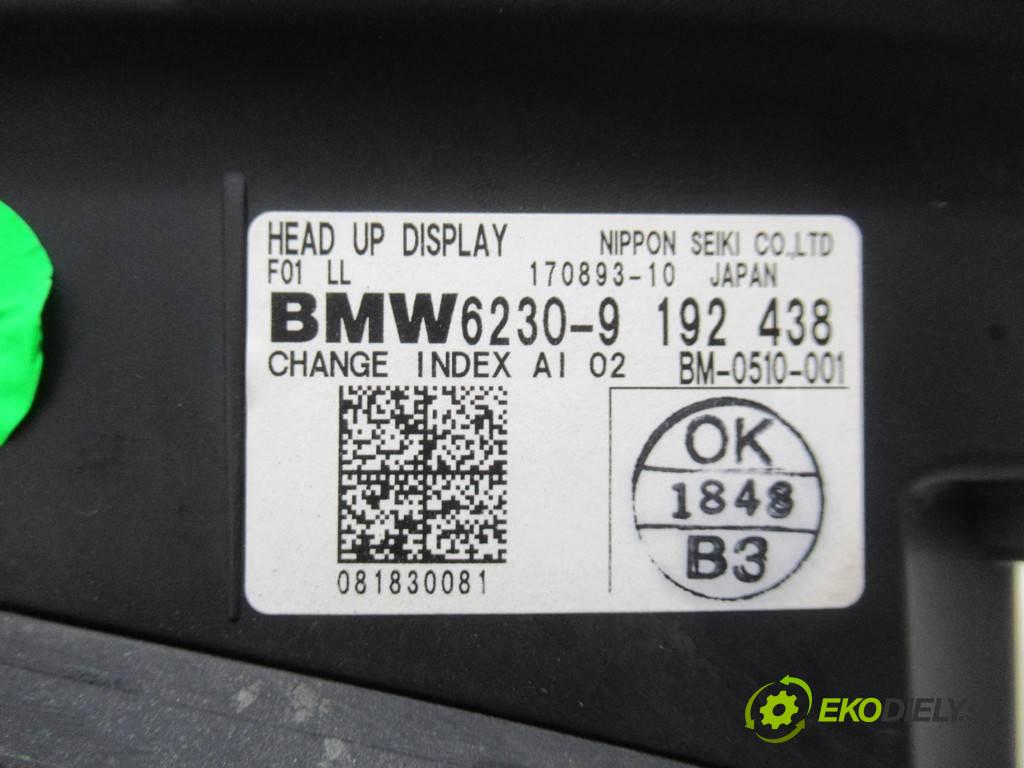 BMW F01 750i    SEDAN 4D 4.4B 408KM 08-15  Displej head up 9192438