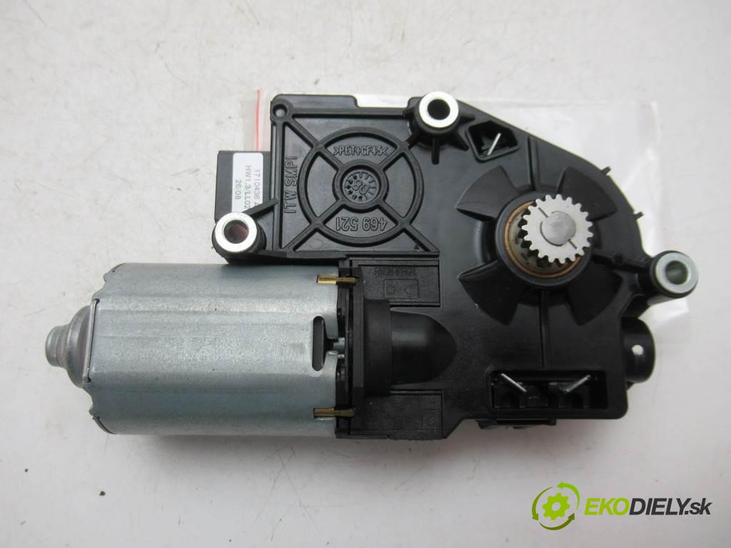 BMW F01 750i    SEDAN 4D 4.4B 408KM 08-15  Motorček strešného okna 1717822 (Motorčeky ovládania strešného okna)