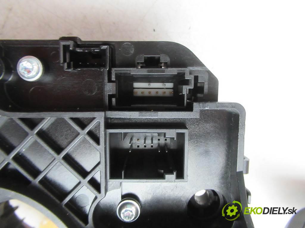 BMW F01 750i    SEDAN 4D 4.4B 408KM 08-15  Prepínač kombinovaný 9204794 (Prepínače, spínače, tlačidlá a ovládače kúrenia)