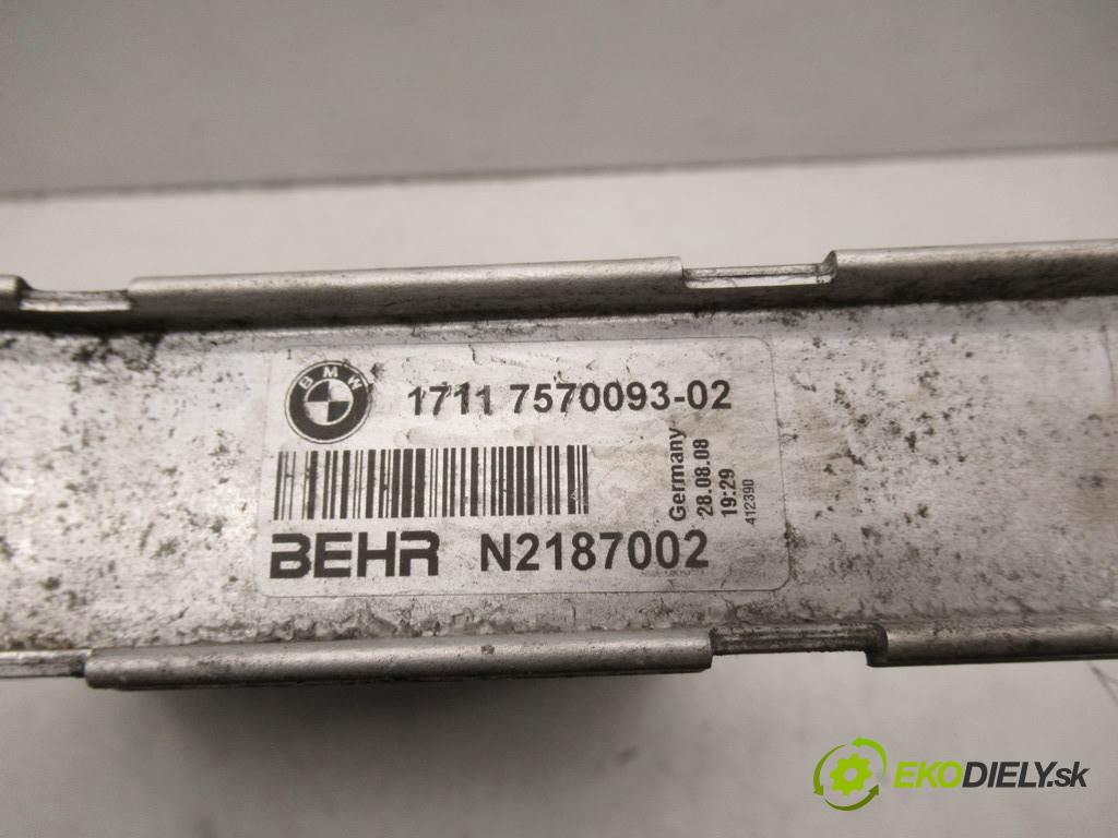 BMW F01 750i    SEDAN 4D 4.4B 408KM 08-15  Chladič vody 7570093 (Chladiče vody)