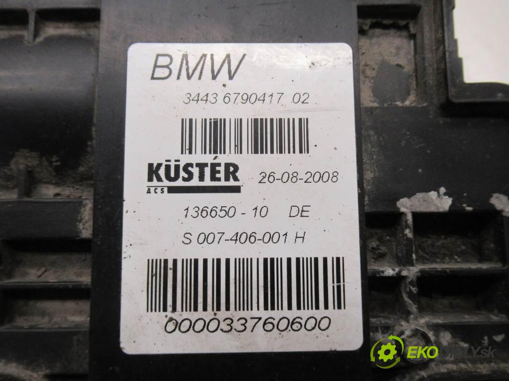 BMW F01 750i    SEDAN 4D 4.4B 408KM 08-15  brzda ruční elektrický 6790417 (Ruční brzdy)