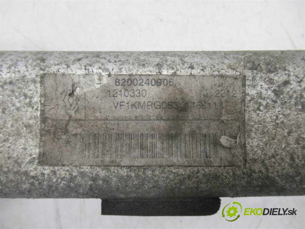 Renault Megane II  2004  KOMBI 5D 1.9DCI 120KM 02-08 1900 výztuha nárazníka přední část 8200240906 (Výztuhy přední)