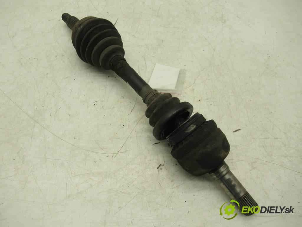 Opel Signum  2005 125KM 2.2DTI 125KM 03-05 2200 Poloos ľavá strana  (Poloosy)