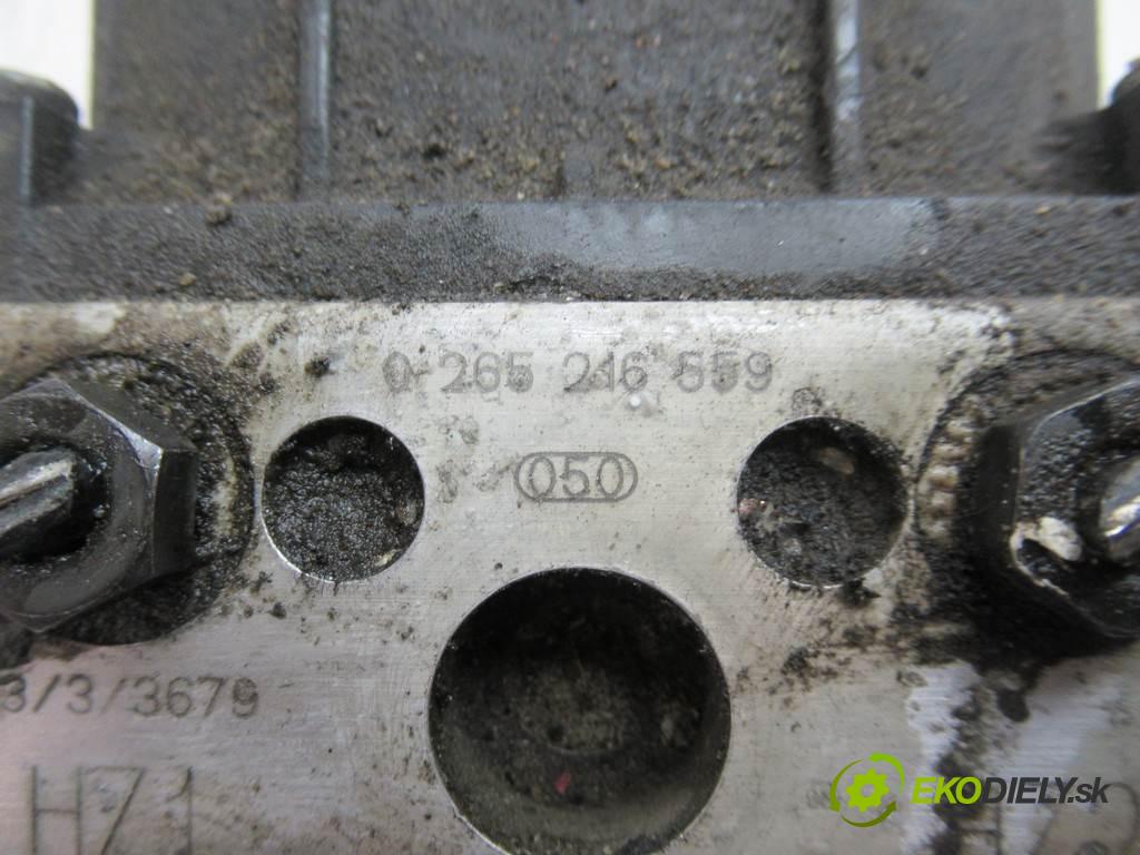 Volkswagen Passat B5  1998 92 kw SEDAN 4D 1.8B 125KM 96-01 1800 Pumpa ABS 8E0614111AB (Pumpy ABS)