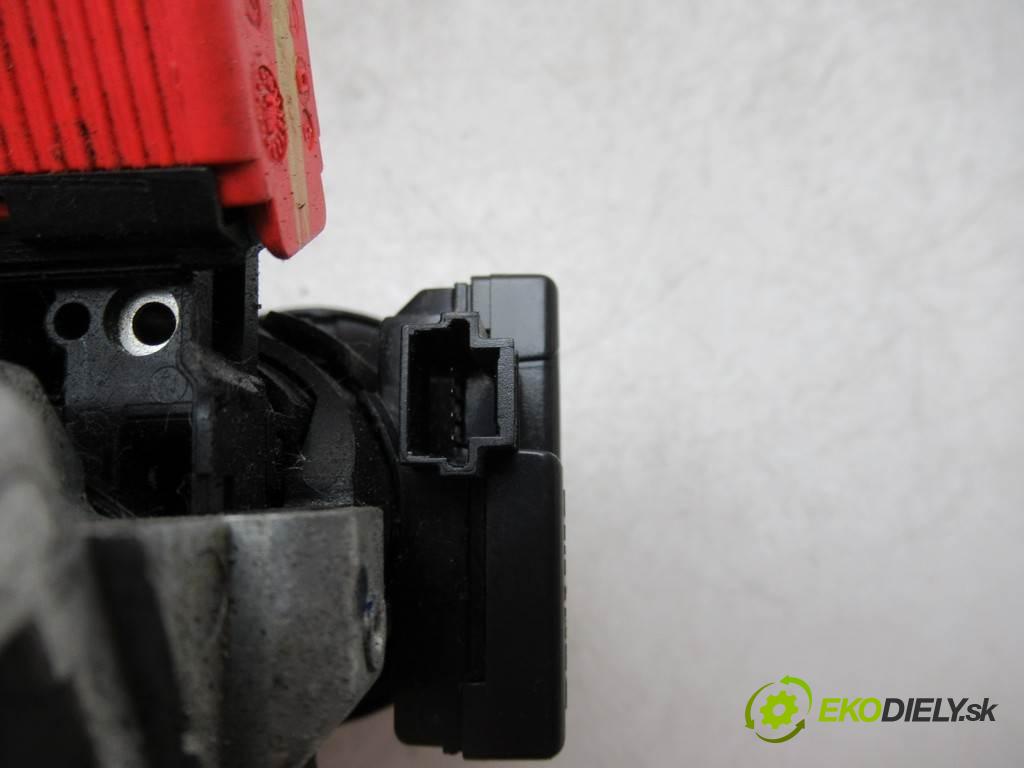 Dacia Duster I LIFT  2017  1.5DCI 109KM 13-18 1461 spínačka  (Spínací skříňky a klíče)