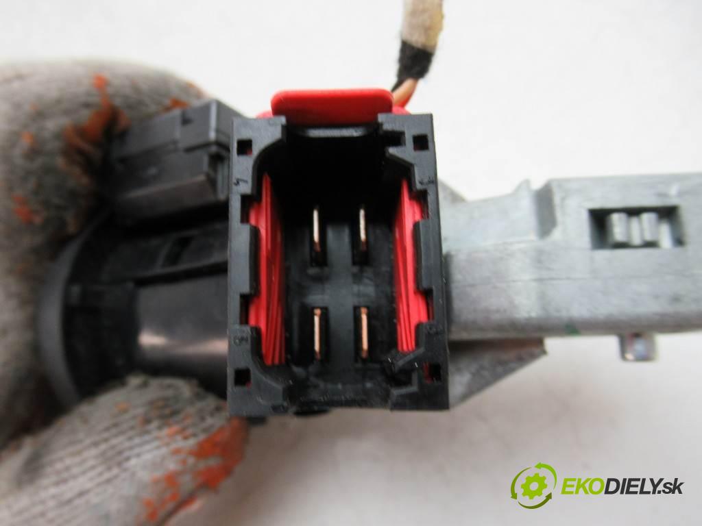 Dacia Duster I LIFT  2017  1.5DCI 109KM 13-18 1461 spínačka  (Spínací skříňky a klíče)