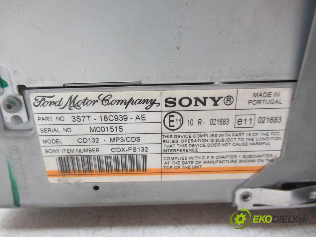 Ford Mondeo Mk3    B  RADIO Sony 3S7T-18C939-AE