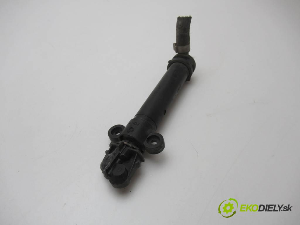 Renault Vel Satis    3.0DCI 177KM 01-09  ostrekovača svetla pravy