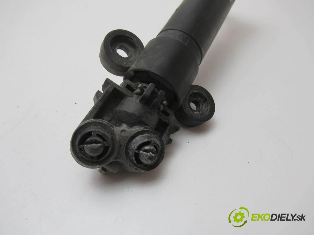 Renault Vel Satis    3.0DCI 177KM 01-09  ostrekovača svetla pravy