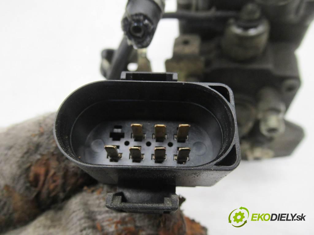 Volkswagen Passat B5  1998 81 kw KOMBI 5D 1.9TDI 110KM 96-00 1900 Pumpa vstrekovacia 028130115A (Vstrekovacie čerpadlá)