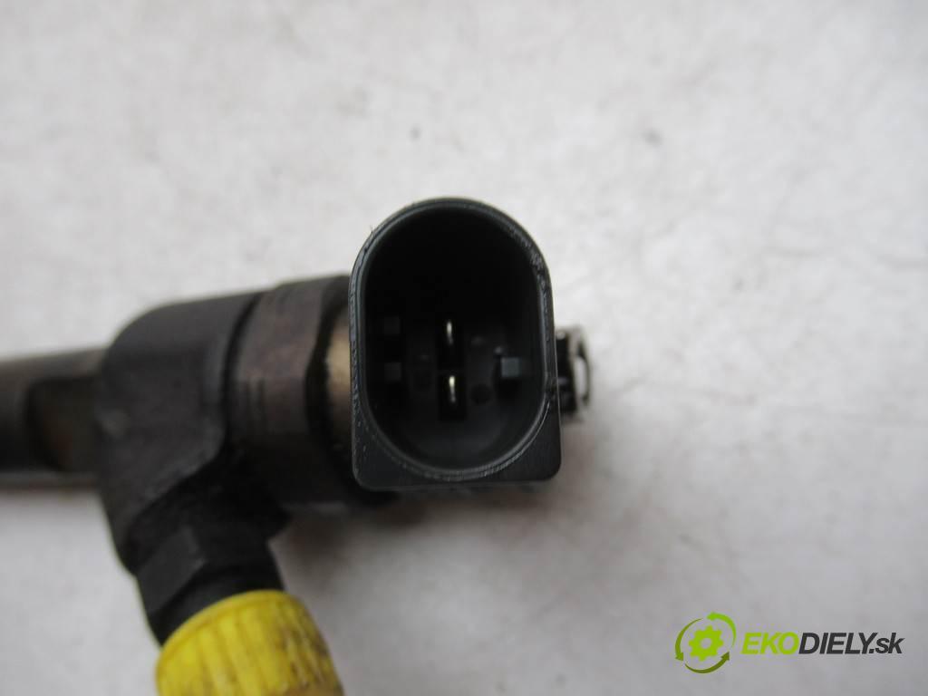 Mercedes-Benz B W245    LIFT 2.0CDI 109KM 05-11  vstrekovač A6400700787